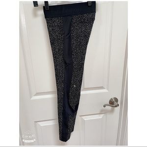 COPY - Lululemon size 4 black polka dots